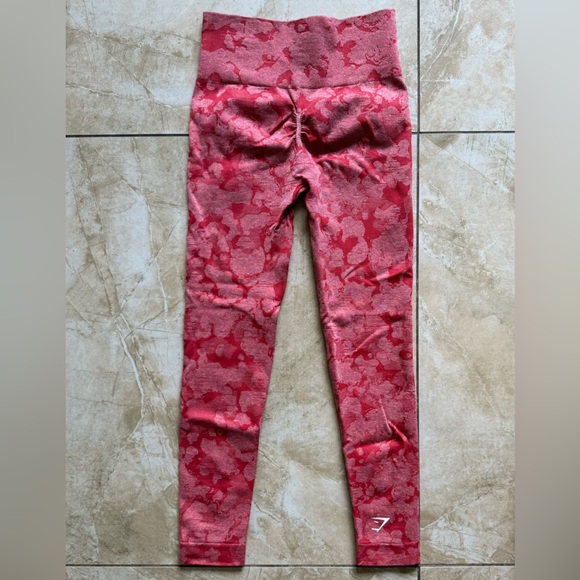 Gymshark Adapt Camo Seamless Leggings - Red - Picture 9 of 11